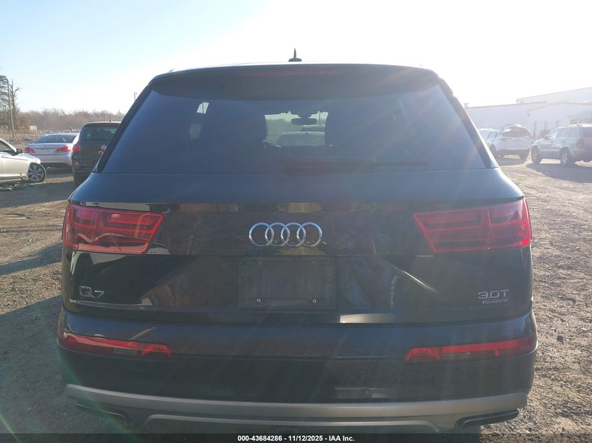 2018 Audi Q7 3.0T Premium VIN: WA1VAAF73JD013472 Lot: 43684286
