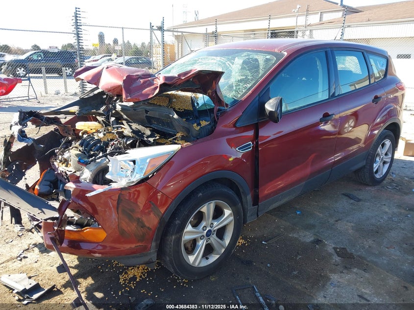 1FMCU0F78EUE52795 2014 FORD ESCAPE photo no. 2