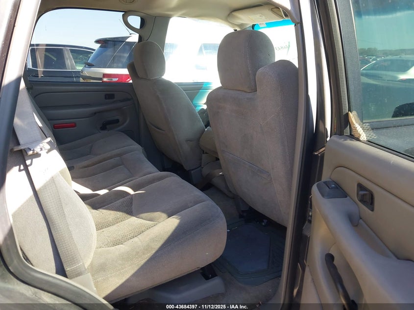 2005 Chevrolet Tahoe Ls VIN: 1GNEC13V05R182948 Lot: 43684397