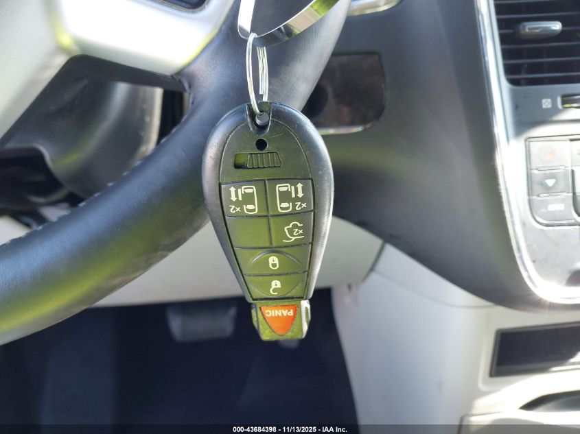 2014 Chrysler Town & Country Touring VIN: 2C4RC1BG2ER225225 Lot: 43684398