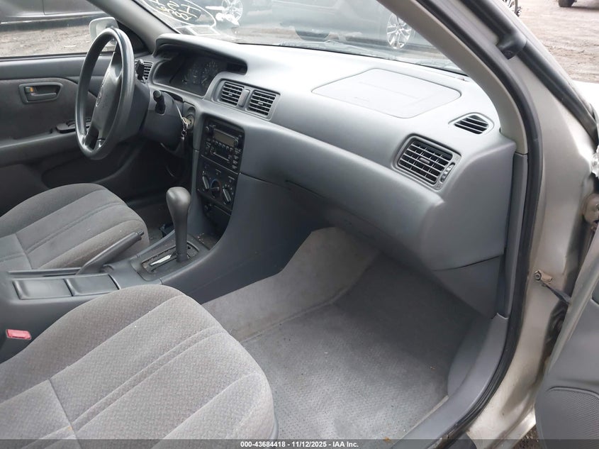 4T1BG22KX14788029 2001 TOYOTA CAMRY photo no. 5