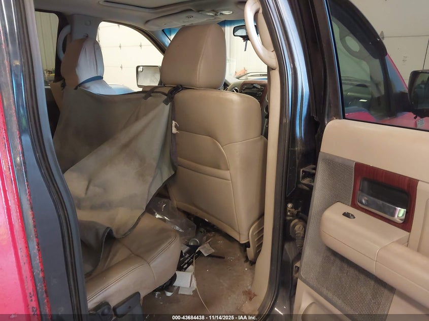 1FTPW14545FB44843 2005 FORD F-150 photo no. 8