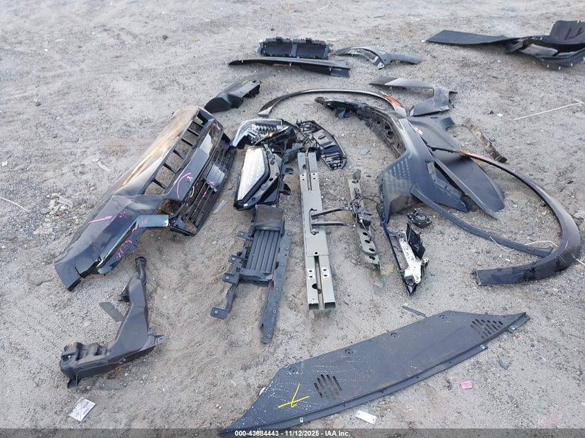 2025 Cadillac Escalade Iq Sport 1 Awd VIN: 1GYTEEKL1SU103517 Lot: 43684443