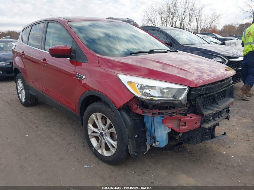 2017 FORD ESCAPE SE - 1FMCU0GDXHUA47689
