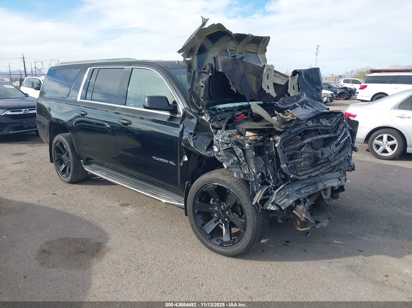 2017 GMC YUKON XL SLE - 1GKS2FECXHR398564