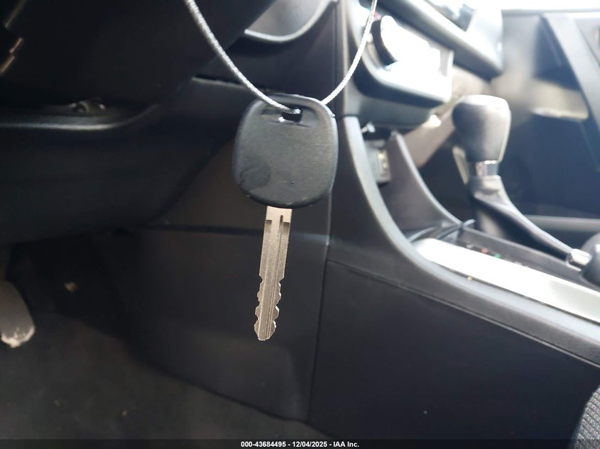 2T1BURHE6GC544049 2016 TOYOTA COROLLA photo no. 11