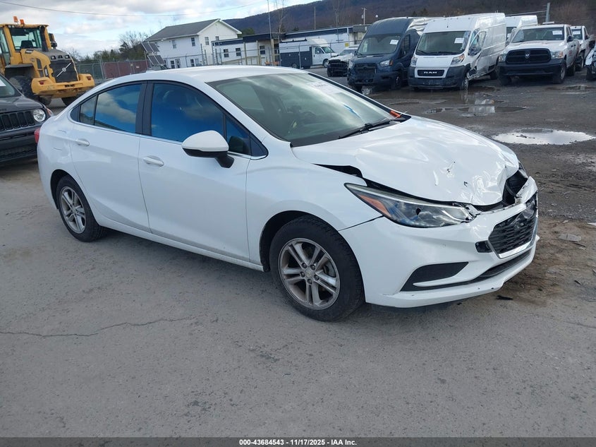 CHEVROLET CRUZE LT AUTO