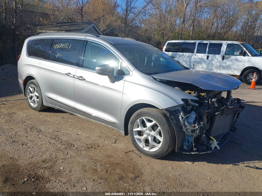 2017 CHRYSLER PACIFICA TOURING-L - 2C4RC1BG0HR638331