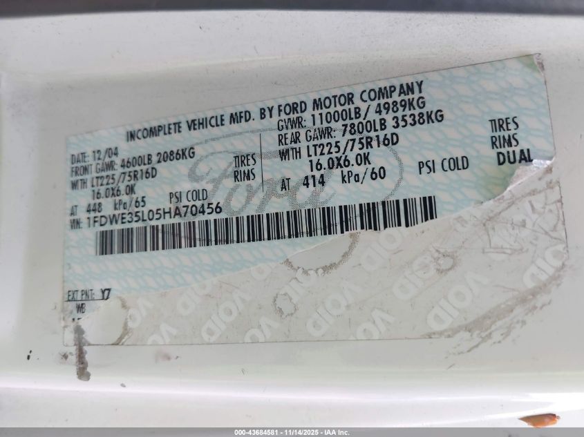 2005 Ford E-350 Cutaway Standard VIN: 1FDWE35L05HA70456 Lot: 43684581