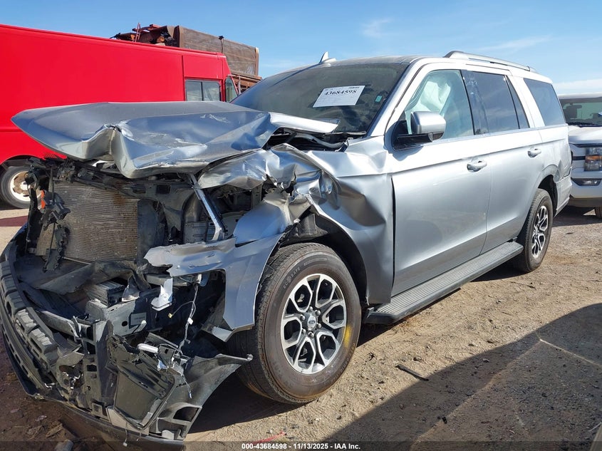 1FMJU1J86REA24821 2024 FORD EXPEDITION photo no. 2