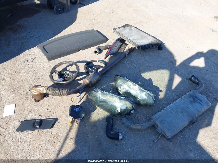 2010 Volkswagen Gti 2-Door VIN: WVWED7AJ2AW204811 Lot: 43684597