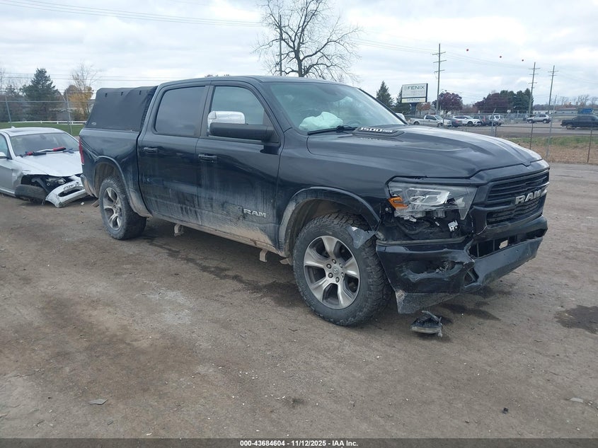 RAM 1500 LARAMIE 4X4 5 7 BOX