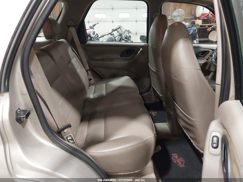 2001 Ford Escape Xlt VIN: 1FMYU03151KB82730 Lot: 43684632