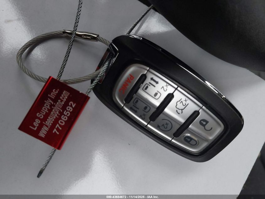 2025 Chrysler Pacifica Select VIN: 2C4RC1BG6SR530920 Lot: 43684672