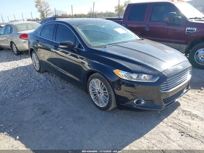 FORD FUSION SE