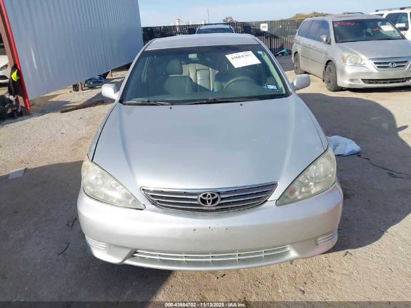 2005 Toyota Camry Le VIN: 4T1BE30K55U090027 Lot: 43684702
