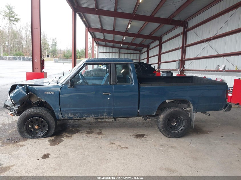 1985 Nissan 720 King Cab VIN: JN6ND06Y0FW010876 Lot: 43684746