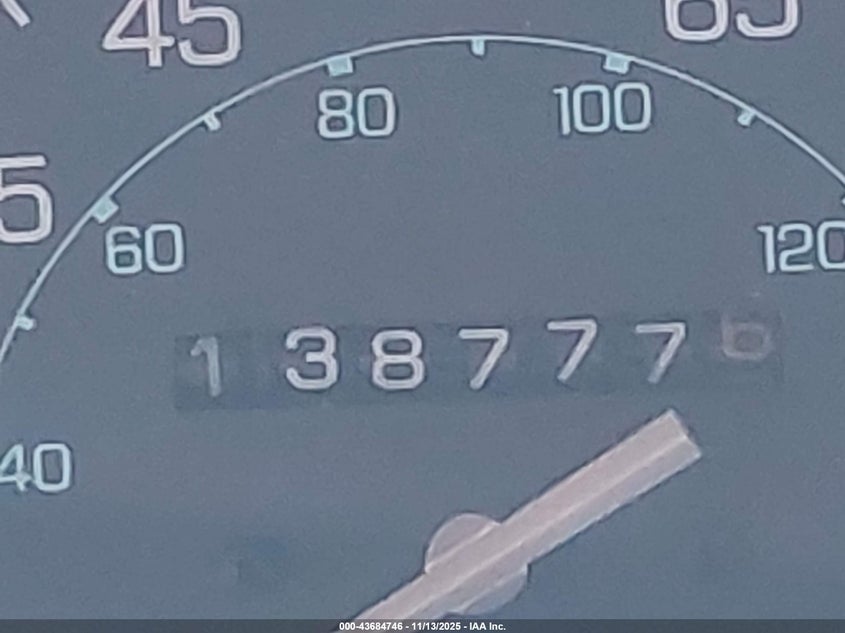 1985 Nissan 720 King Cab VIN: JN6ND06Y0FW010876 Lot: 43684746