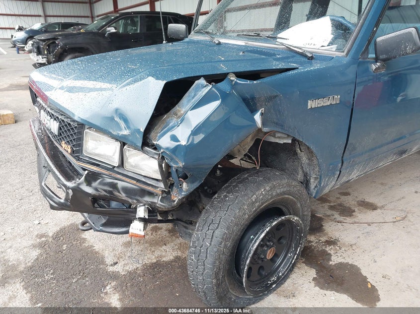 1985 Nissan 720 King Cab VIN: JN6ND06Y0FW010876 Lot: 43684746