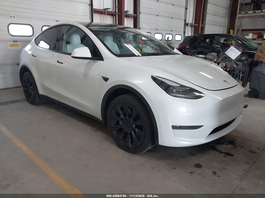TESLA MODEL Y AWD/LONG RANGE DUAL MOTOR ALL-WHEEL DRIVE
