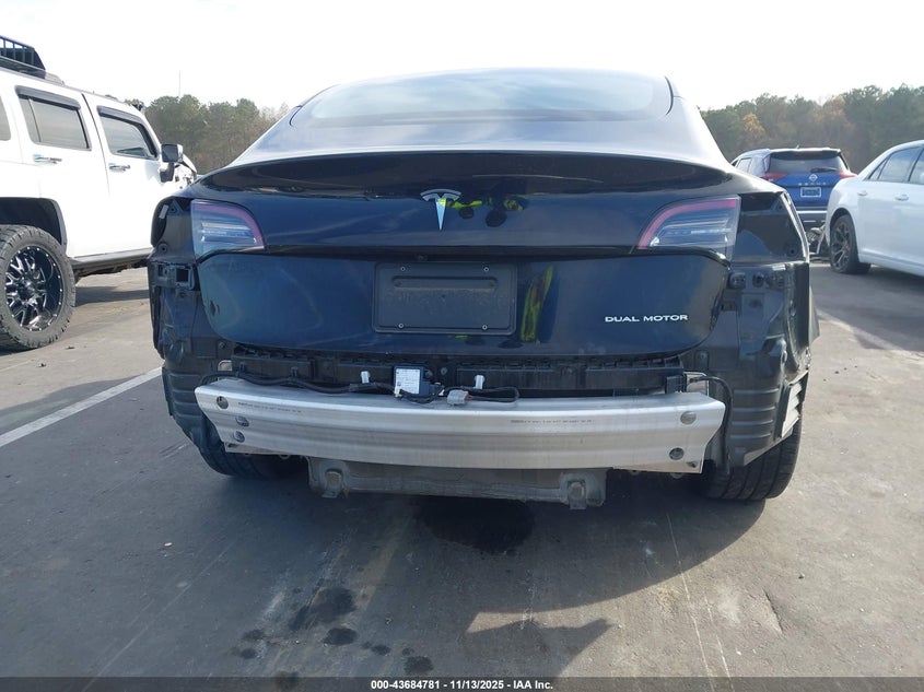 2022 Tesla Model 3 Long Range Dual Motor All-Wheel Drive VIN: 5YJ3E1EB0NF124955 Lot: 43684781