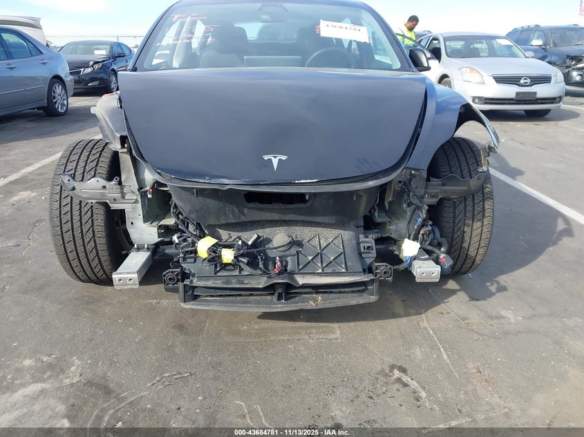 2022 Tesla Model 3 Long Range Dual Motor All-Wheel Drive VIN: 5YJ3E1EB0NF124955 Lot: 43684781