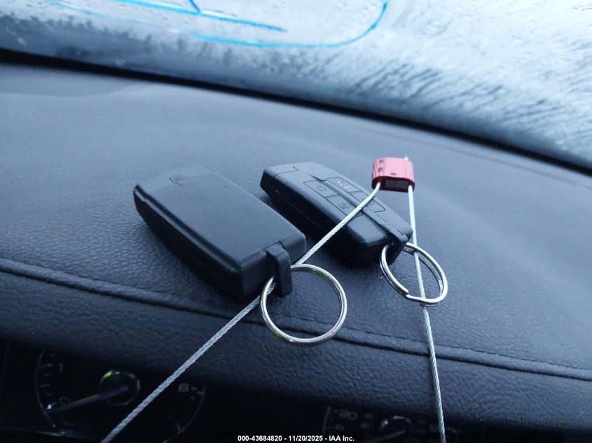 2009 Lincoln Mks VIN: 1LNHM94R39G618756 Lot: 43684820