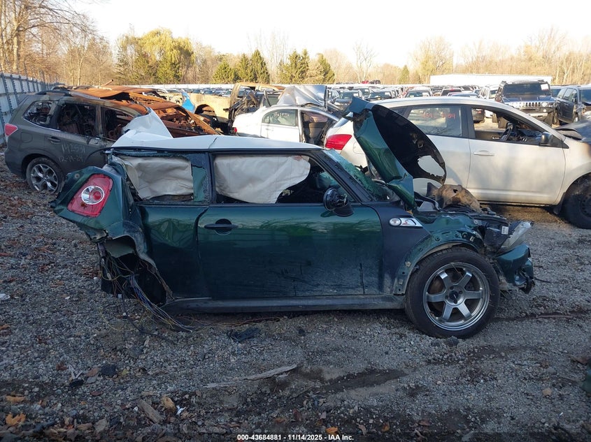 2013 Mini Hardtop Cooper S VIN: WMWSV3C53DT476991 Lot: 43684881