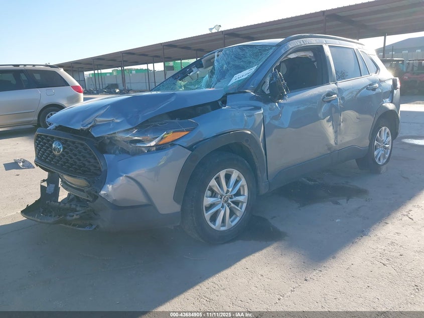 2022 TOYOTA COROLLA CROSS LE - 7MUCAAAGXNV037109