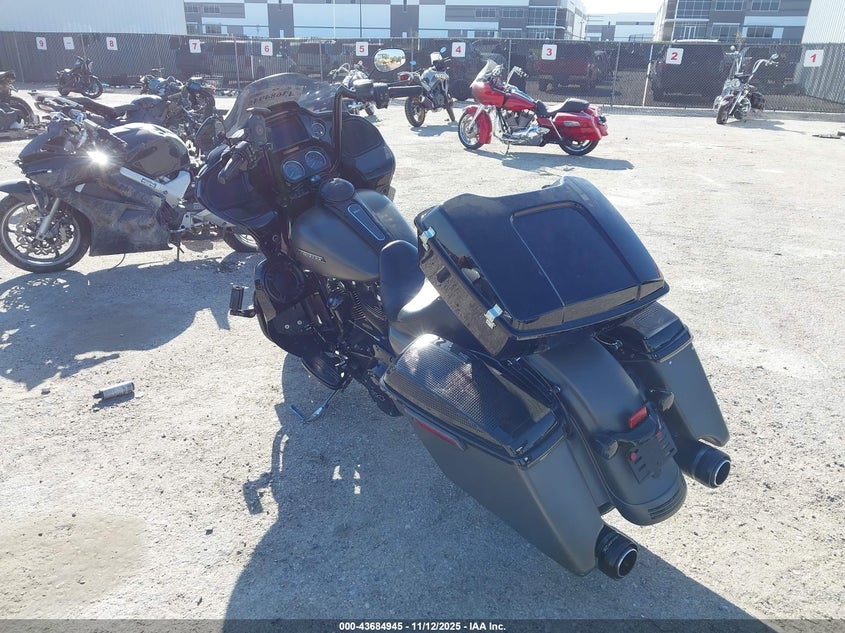 1HD1KTP16KB613339 2019 HARLEY-DAVIDSON ROAD GLIDE photo no. 3