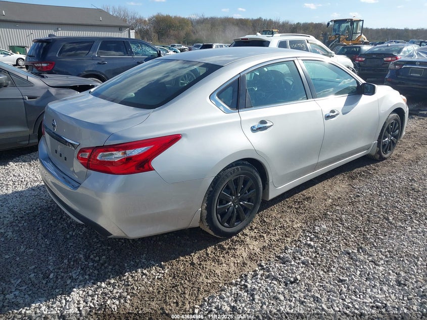 1N4AL3AP3GC240764 2016 NISSAN ALTIMA photo no. 4