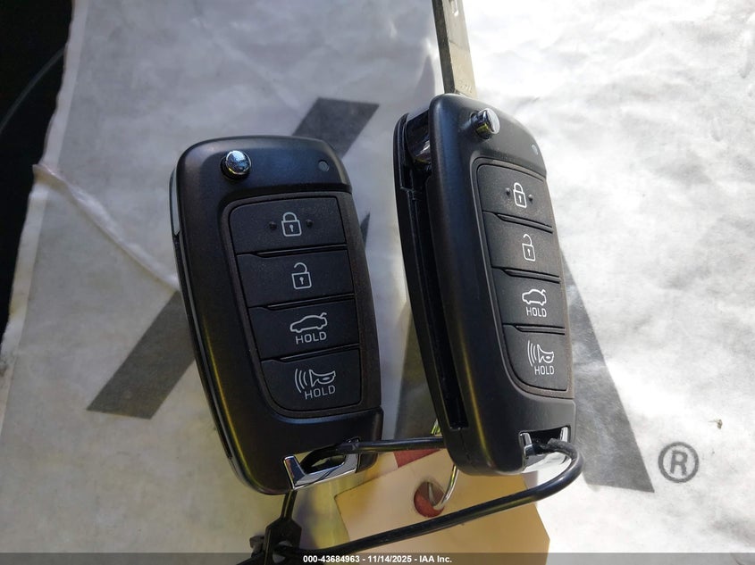 2020 Hyundai Accent Se VIN: 3KPC24A65LE092252 Lot: 43684963