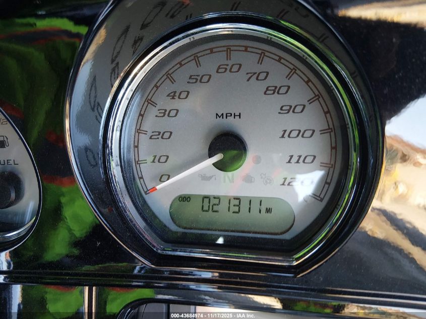 2017 Harley-Davidson Flhxs Street Glide Special VIN: 1HD1KRC15HB693685 Lot: 43684974