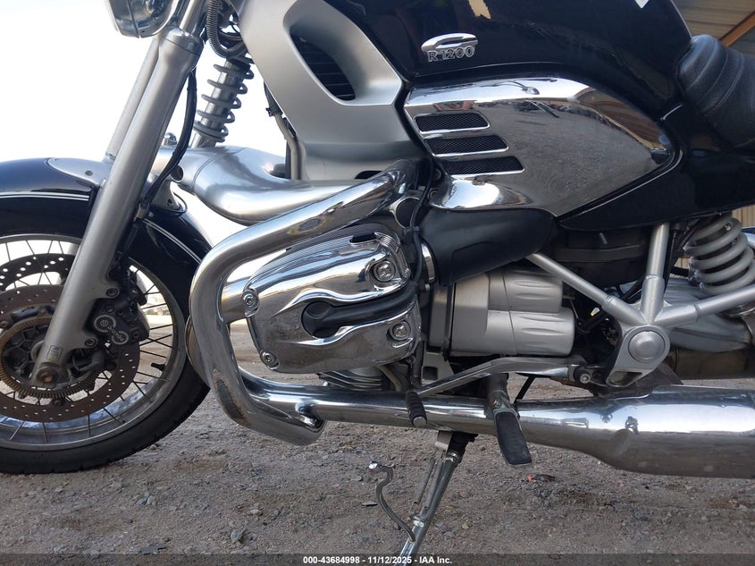 WB10434A2YZA65996 2000 BMW R 1200 photo no. 9