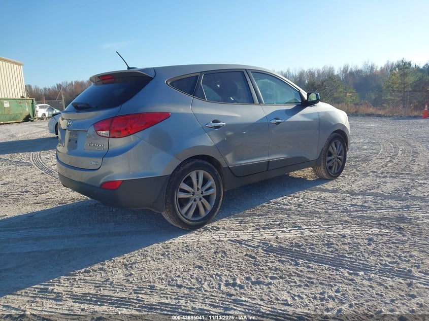 KM8JUCAC8DU744734 2013 HYUNDAI TUCSON photo no. 4