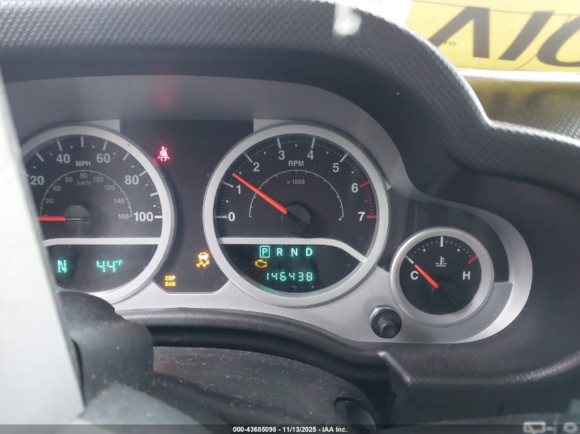 2009 Jeep Wrangler Unlimited Sahara VIN: 1J4GA591X9L750077 Lot: 43685098