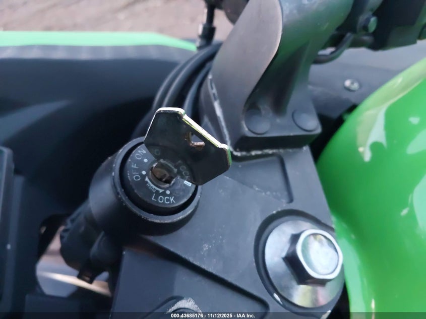 2015 Kawasaki Ex300 B VIN: JKAEX8B11FDA21427 Lot: 43685176