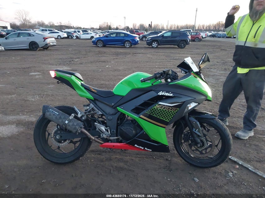 2015 Kawasaki Ex300 B VIN: JKAEX8B11FDA21427 Lot: 43685176