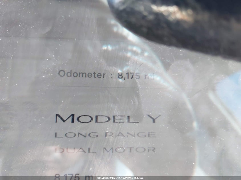 2024 Tesla Model Y Long Range Dual Motor All-Wheel Drive VIN: 7SAYGDEE2RA226677 Lot: 43685245