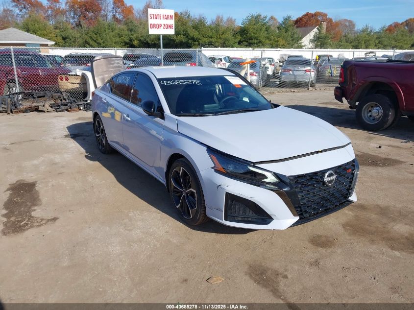 NISSAN ALTIMA SR FWD