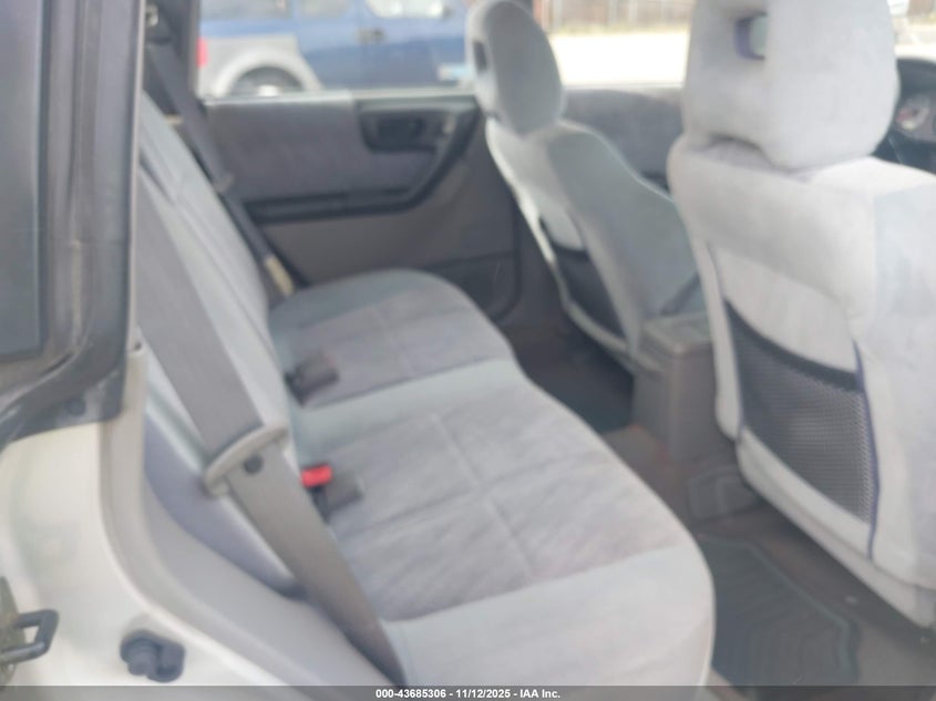 2001 Subaru Forester S VIN: JF1SF65691H758192 Lot: 43685306