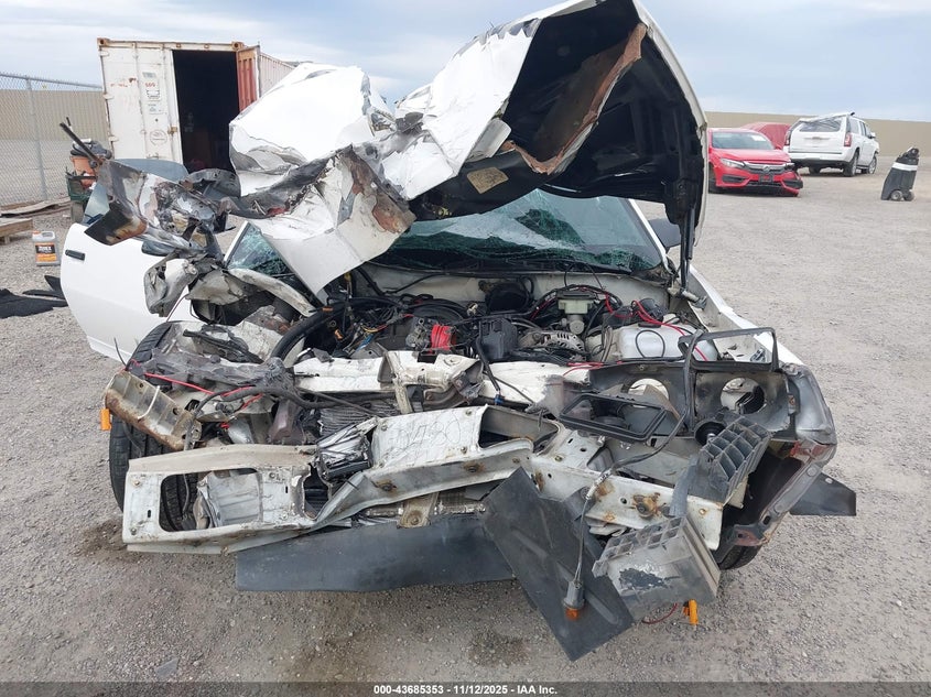 1985 Chevrolet Camaro VIN: 1G1FP87F0FL472956 Lot: 43685353