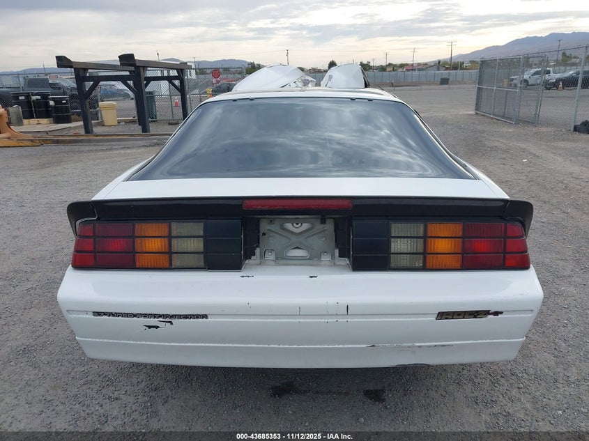 1985 Chevrolet Camaro VIN: 1G1FP87F0FL472956 Lot: 43685353