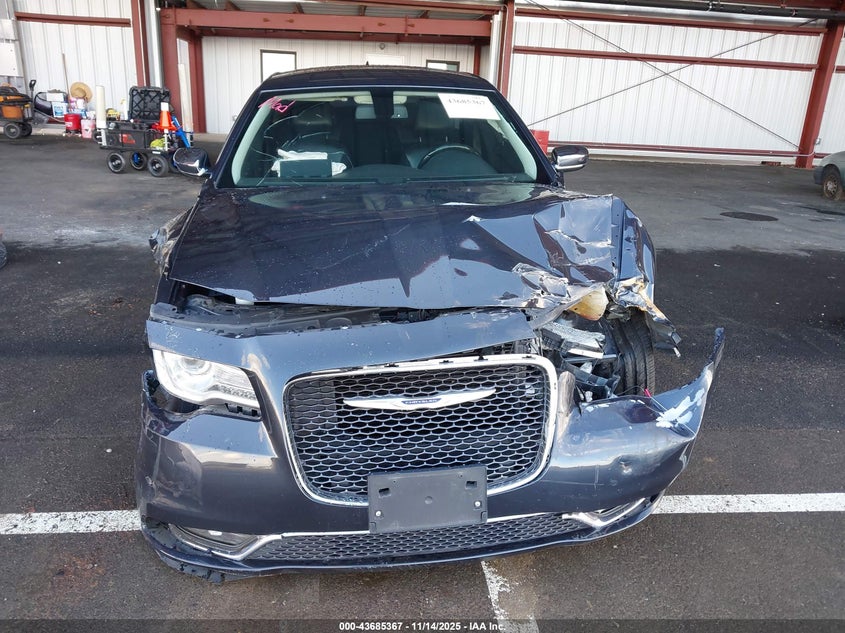 2019 Chrysler 300 Limited VIN: 2C3CCAEG0KH693512 Lot: 43685367