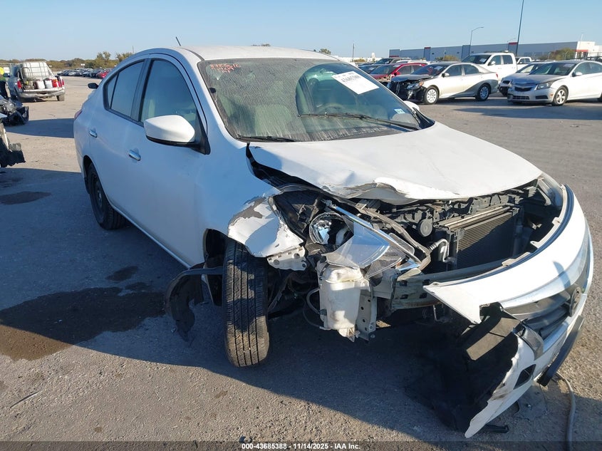 2015 NISSAN VERSA 1.6 SV - 3N1CN7AP5FL934219