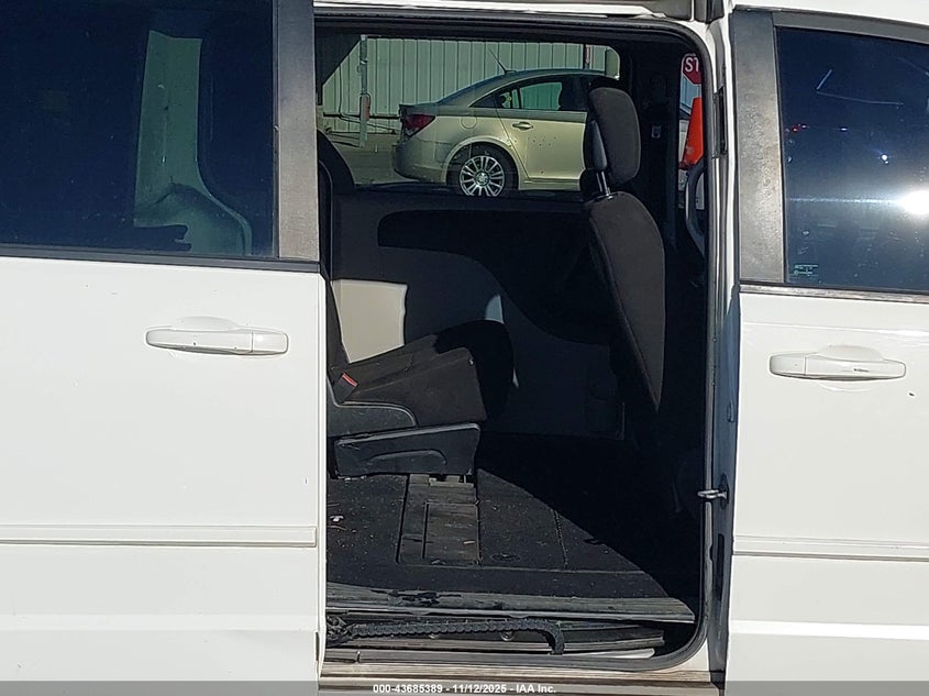 2012 Dodge Grand Caravan Sxt VIN: 2C4RDGCG9CR147280 Lot: 43685389