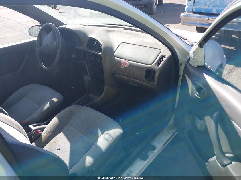 2C1MR2291T6711780 1996 GEO METRO photo no. 5