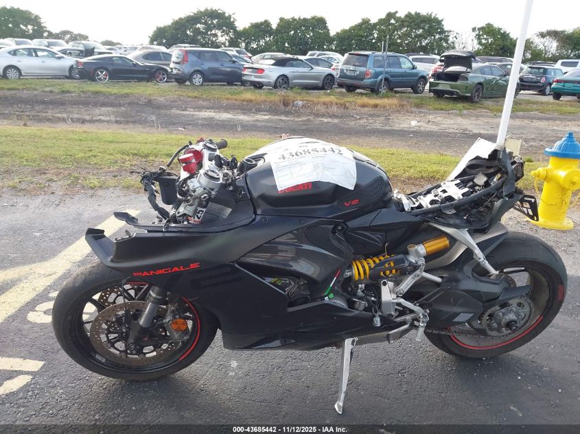 2025 Ducati Panigale V2 VIN: ZDMHAATWXSB016269 Lot: 43685442