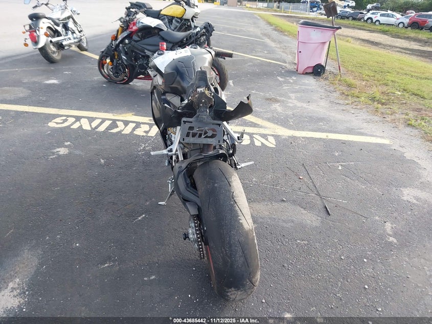 2025 Ducati Panigale V2 VIN: ZDMHAATWXSB016269 Lot: 43685442