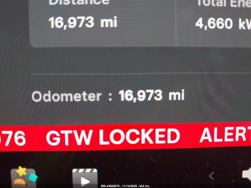 2025 Tesla Model 3 Long Range All-Wheel Drive VIN: 5YJ3E1EB8SF910076 Lot: 43685578